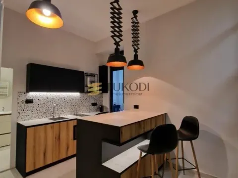 Prodaja, trosoban stan, 100m², Stari grad, Novi Sad - image 5