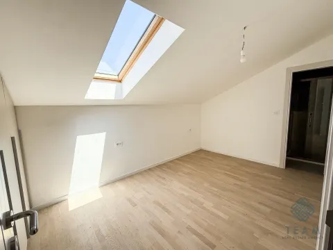 Prodaja, jednosoban stan, 50m², Tološi, Podgorica - image 4