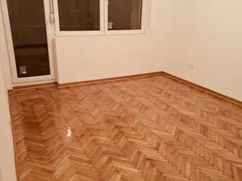 Prodaja, dvosoban stan, 69m², Ćuprija, Srbija - image 1