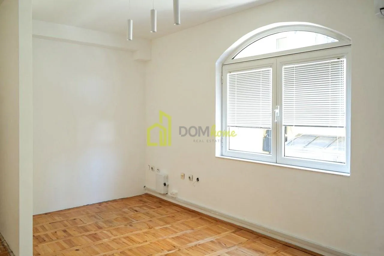 Rent, office space, 140m², Centar, Podgorica