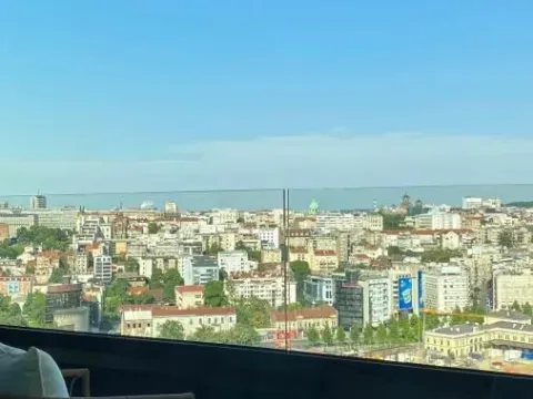 Izdavanje, trosoban stan, 90m², Savski Venac, Beograd - image 7