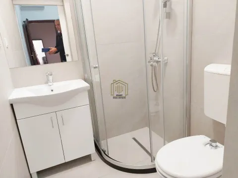 Izdavanje, poslovni prostor, 70m², Podgorica, Crna Gora - image 5