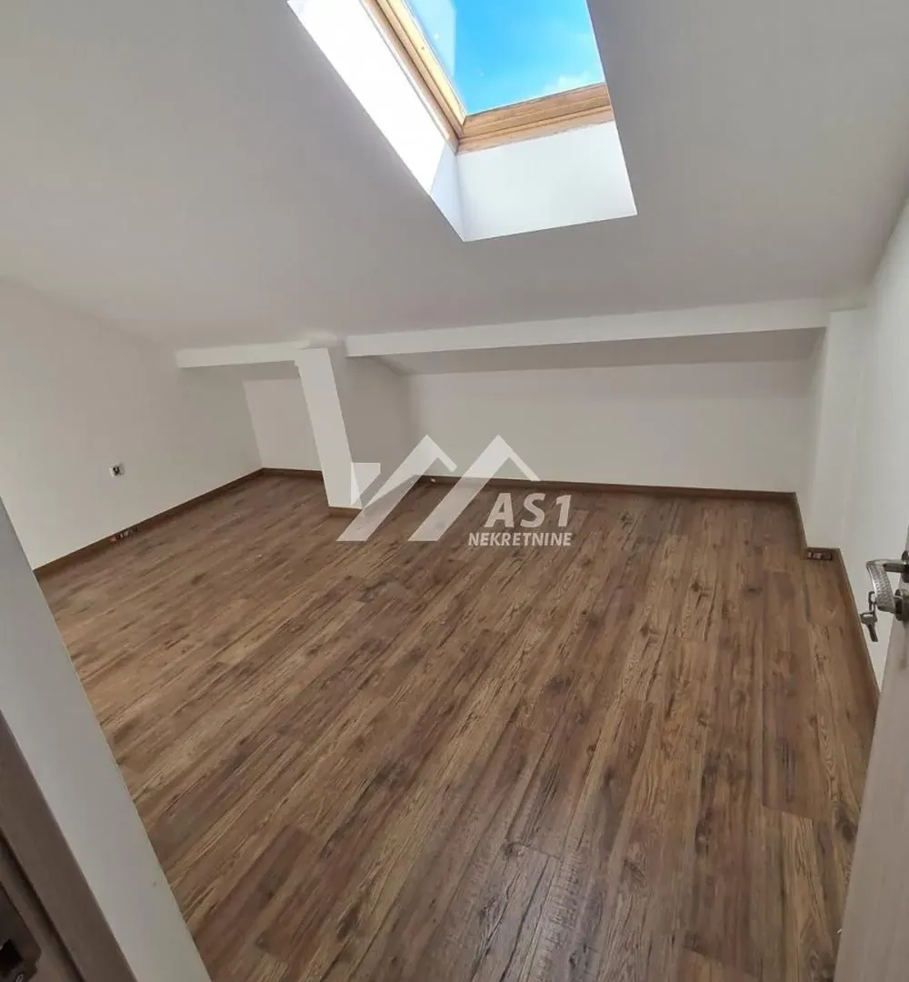Prodaja, četvorosoban stan, 87m², Nova Detelinara, Novi Sad Sve Podlokacije