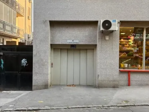 Sale, parking/garage, 12m², Neimar, Vračar Sve Podlokacije