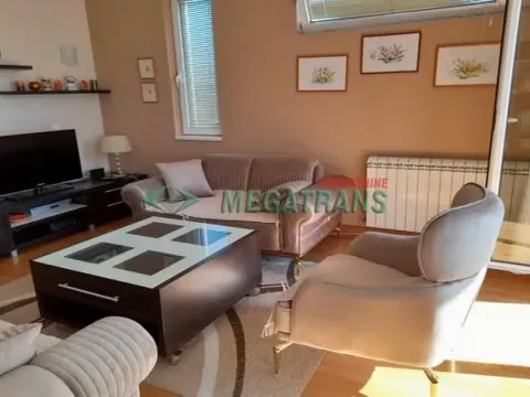 Izdavanje, trosoban stan, 103m², Savski Venac, Beograd - image 2