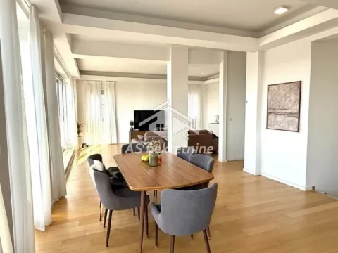 Izdavanje, trosoban stan, 160m², Višnjička Banja, Palilula Sve Podlokacije - image 6