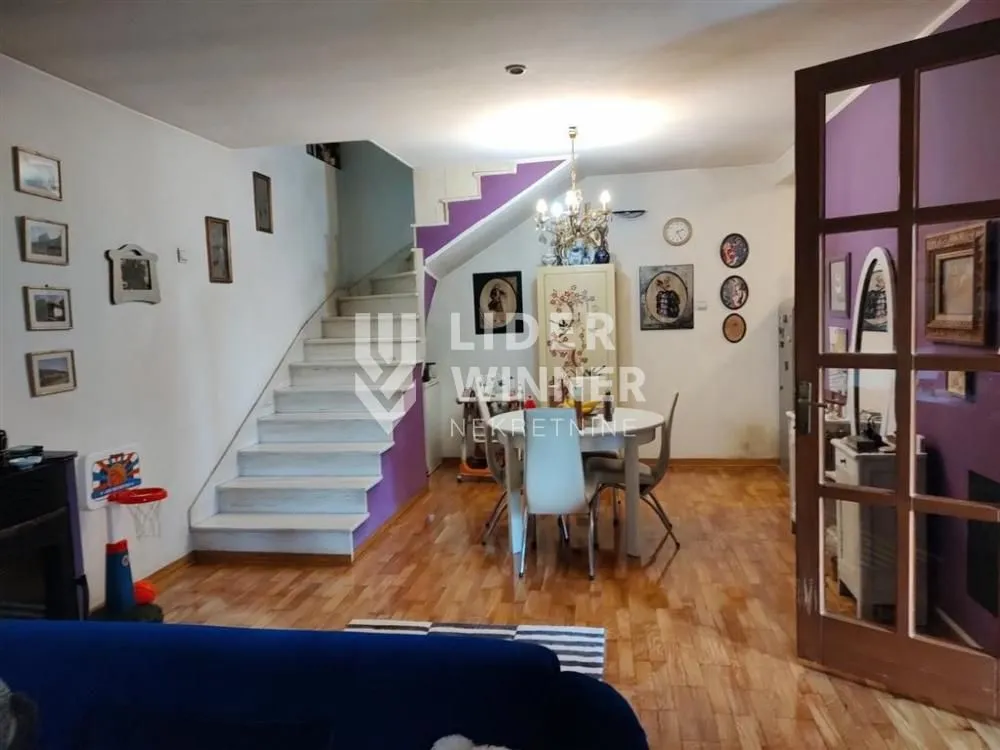 Sale, house, 192m², Lekino Brdo, Voždovac Sve Podlokacije
