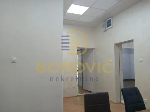 Rent, house, 95m², Borča 1, Borča Sve Podlokacije - image 5