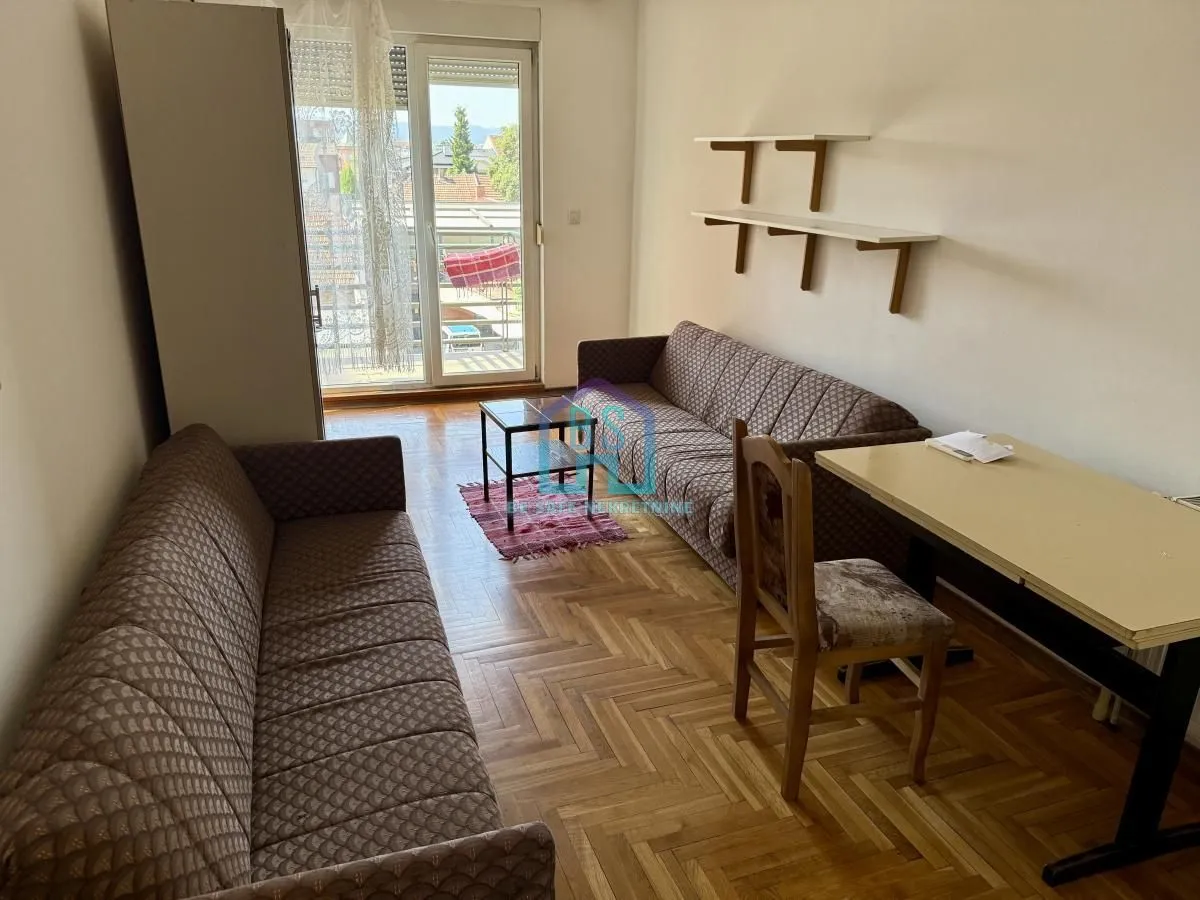 Prodaja, jednosoban stan, 33m², Adamovićevo Naselje, Novi Sad Sve Podlokacije
