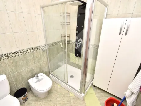 Rent, three bedroom apartment, 100m², Gorica C, Podgorica - image 15