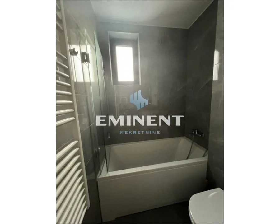 Rent, four bedroom apartment, 113m², Savski Venac, Beograd