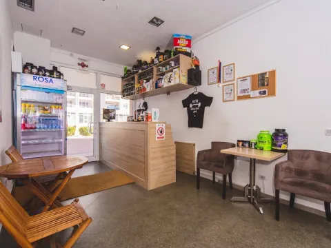 Rent, office space, 150m², Centar, Bar - image 1
