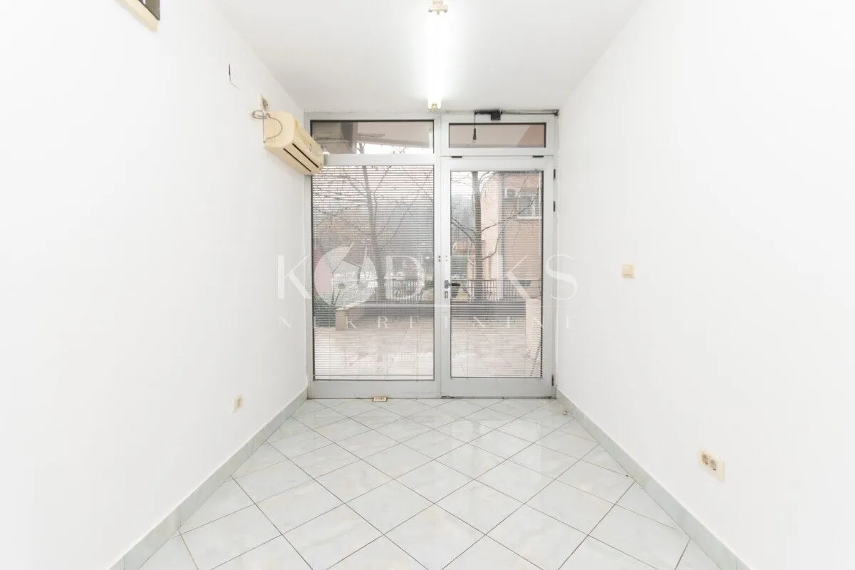 Rent, office space, 11m², Pobrežje, Podgorica