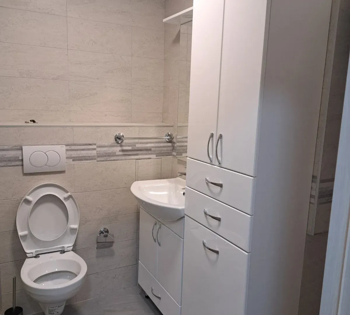 Prodaja, dvosoban stan, 60m², Centar, Bar