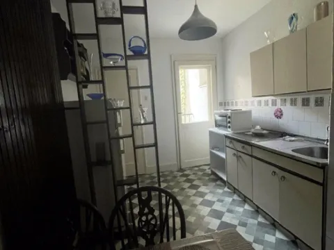 Izdavanje, jednosoban stan, 40m², Stari Grad, Beograd - image 3