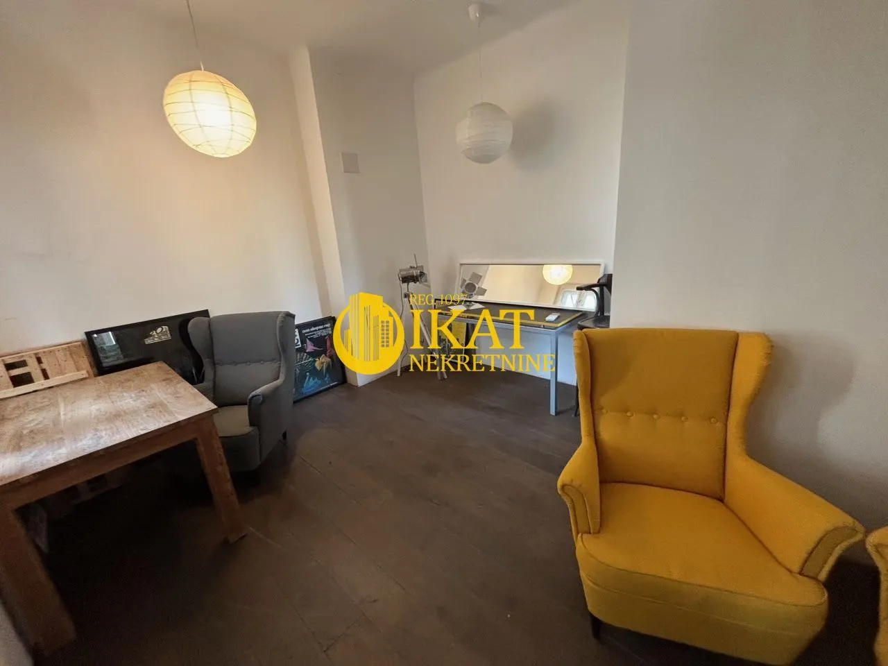 Izdavanje, dvosoban stan, 67m², Stari Grad, Beograd