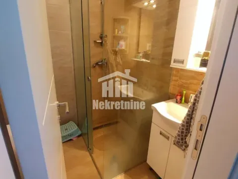 Sale, two bedroom apartment, 75m², Dušanovac, Voždovac Sve Podlokacije - image 18