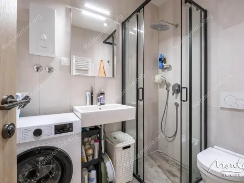 Sale, studio apartment, 24m², Tivat, Crna Gora - image 11