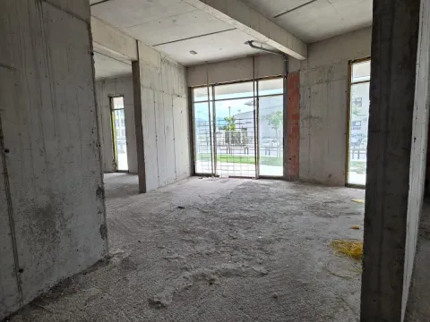 Rent, office space, 350m², Central Point, Podgorica - image 2