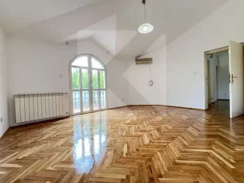 Rent, house, 220m², Dahna, Podgorica - image 5