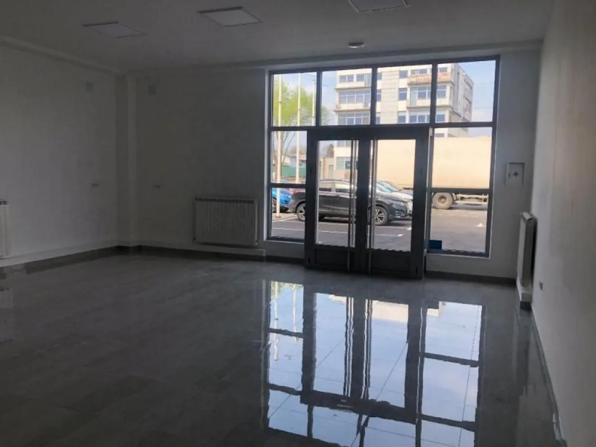 Rent, office space, 660m², Zemun Nova Galenika, Zemun Sve Podlokacije
