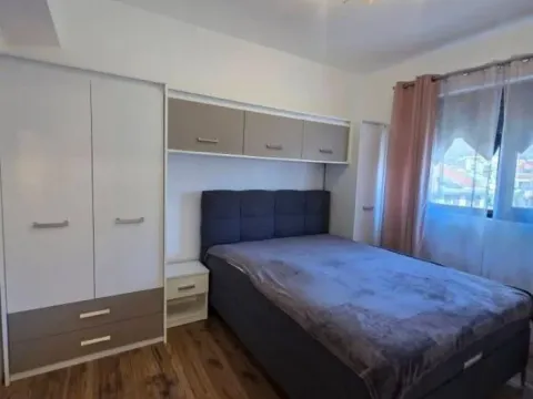 Izdavanje, dvosoban stan, 47m², Velji Vinogradi, Budva - image 6
