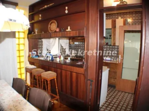 Prodaja, kuća, 260m², Kać, Novi Sad Sve Podlokacije - image 8