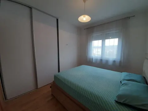 Rent, one bedroom apartment, 50m², Dalmatinska ulica, Podgorica - image 9