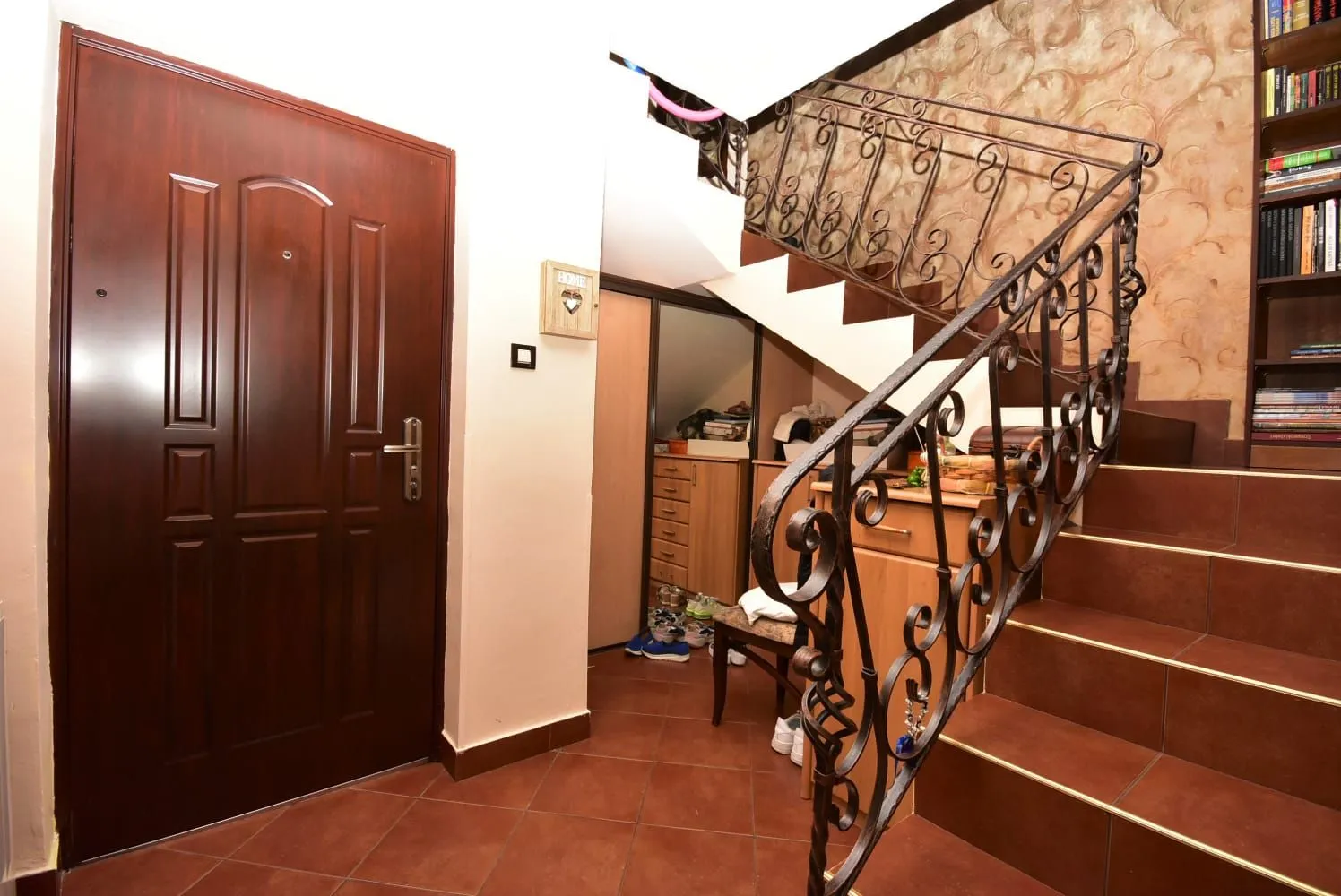 Prodaja, stan, 155m², Podgorica, Crna Gora
