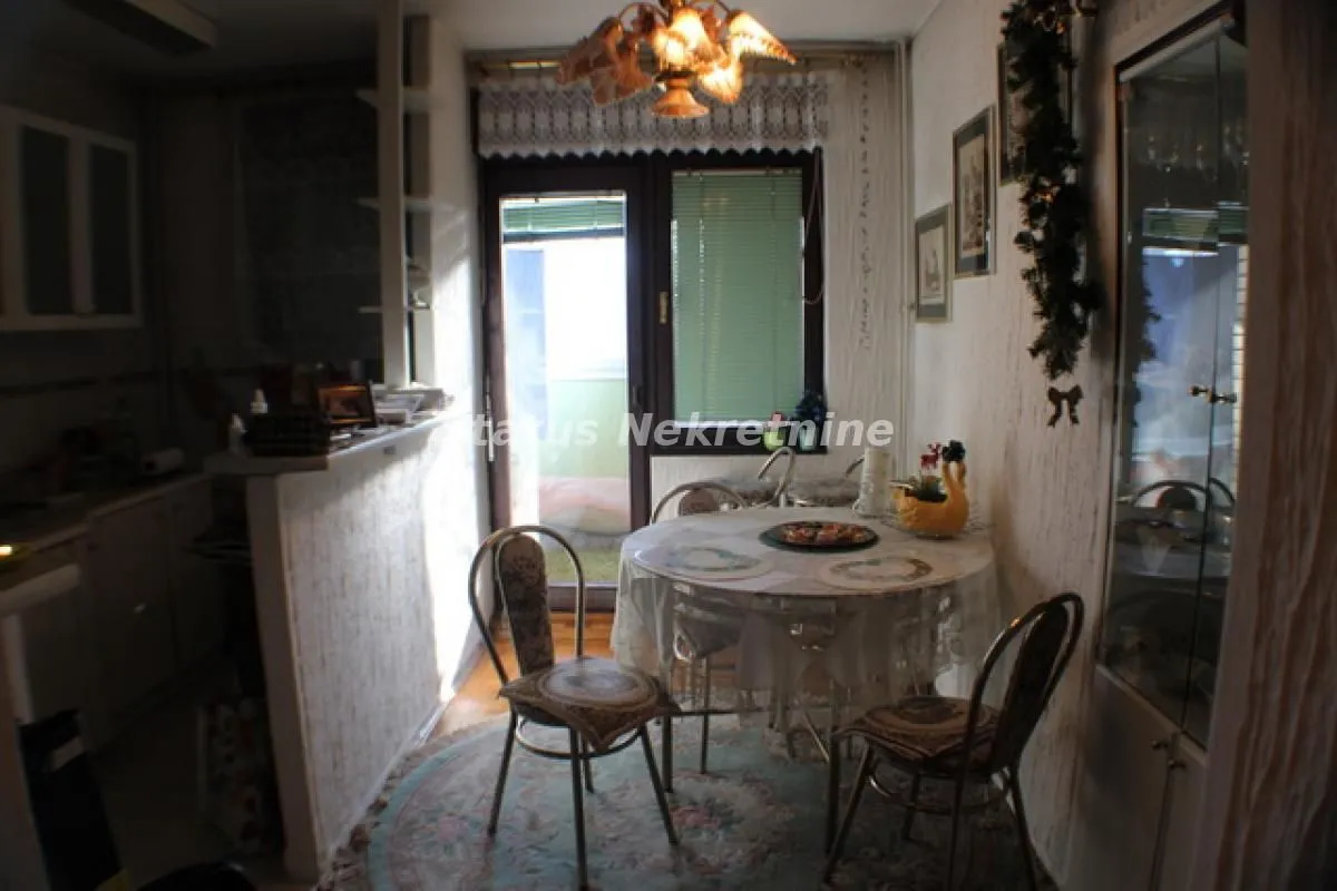 Prodaja, dvosoban stan, 64m², Novo naselje, Novi Sad