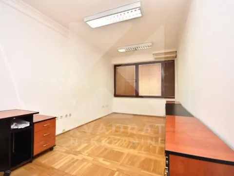 Izdavanje, poslovni prostor, 96m², Preko Morače, Podgorica - image 7