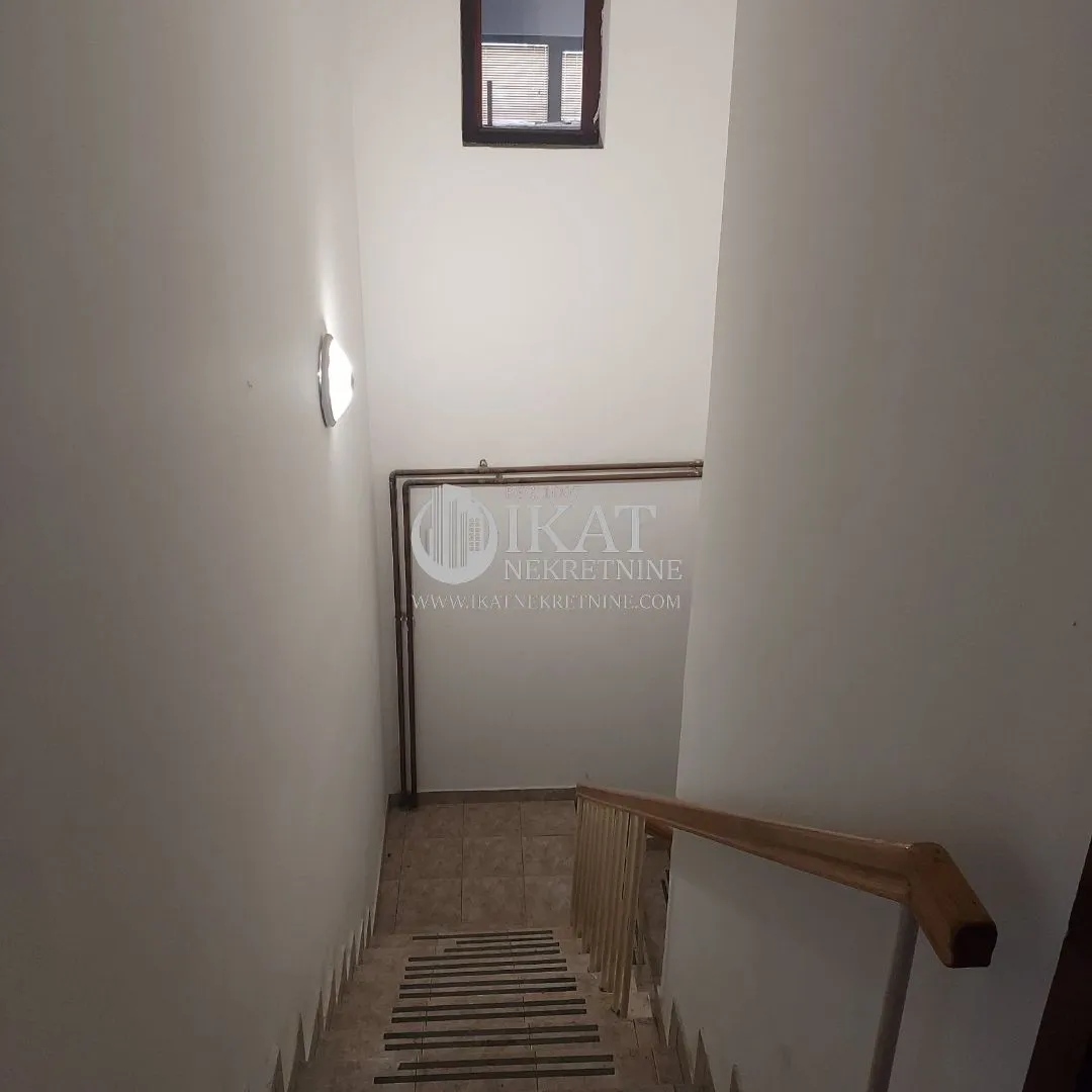 Prodaja, kuća, 596m², Gradska Bolnica, Zvezdara Sve Podlokacije