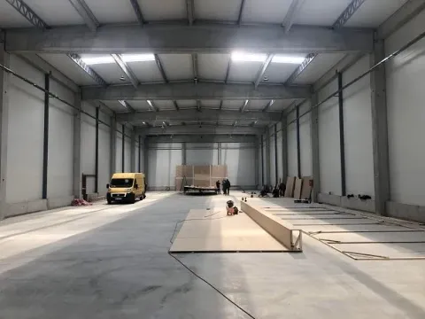 Rent, office space, 1500m², Borča 1, Borča Sve Podlokacije