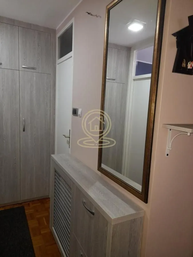 Izdavanje, dvosoban stan, 63m², Bulevar Oslobodjenja, Novi Sad Sve Podlokacije