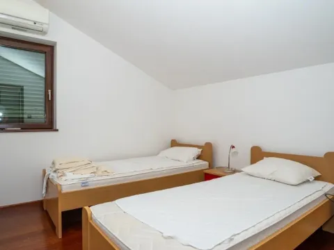 Prodaja, kuća, 121m², Tivat, Crna Gora - image 6