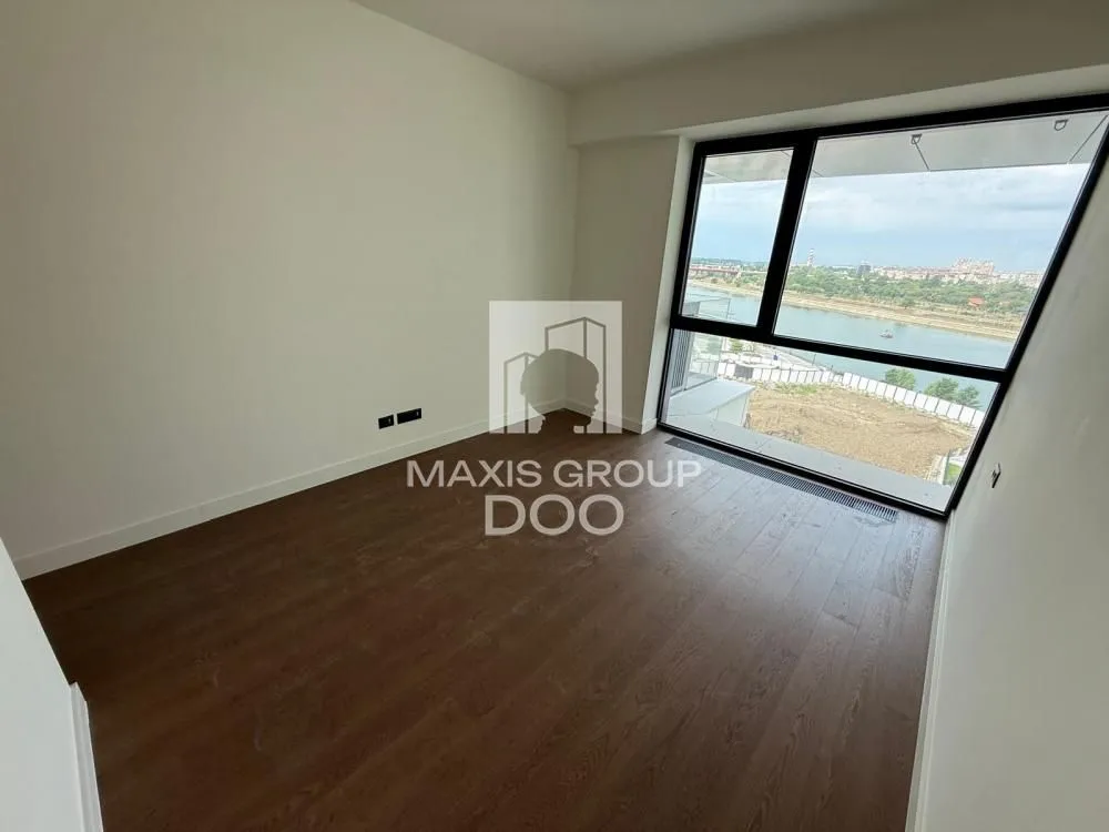 Prodaja, četvorosoban stan, 150m², Savski Venac, Beograd