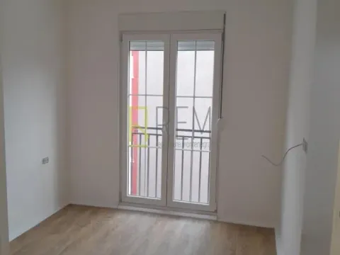 Sale, two bedroom apartment, 63m², Cetinje, Crna Gora - image 2