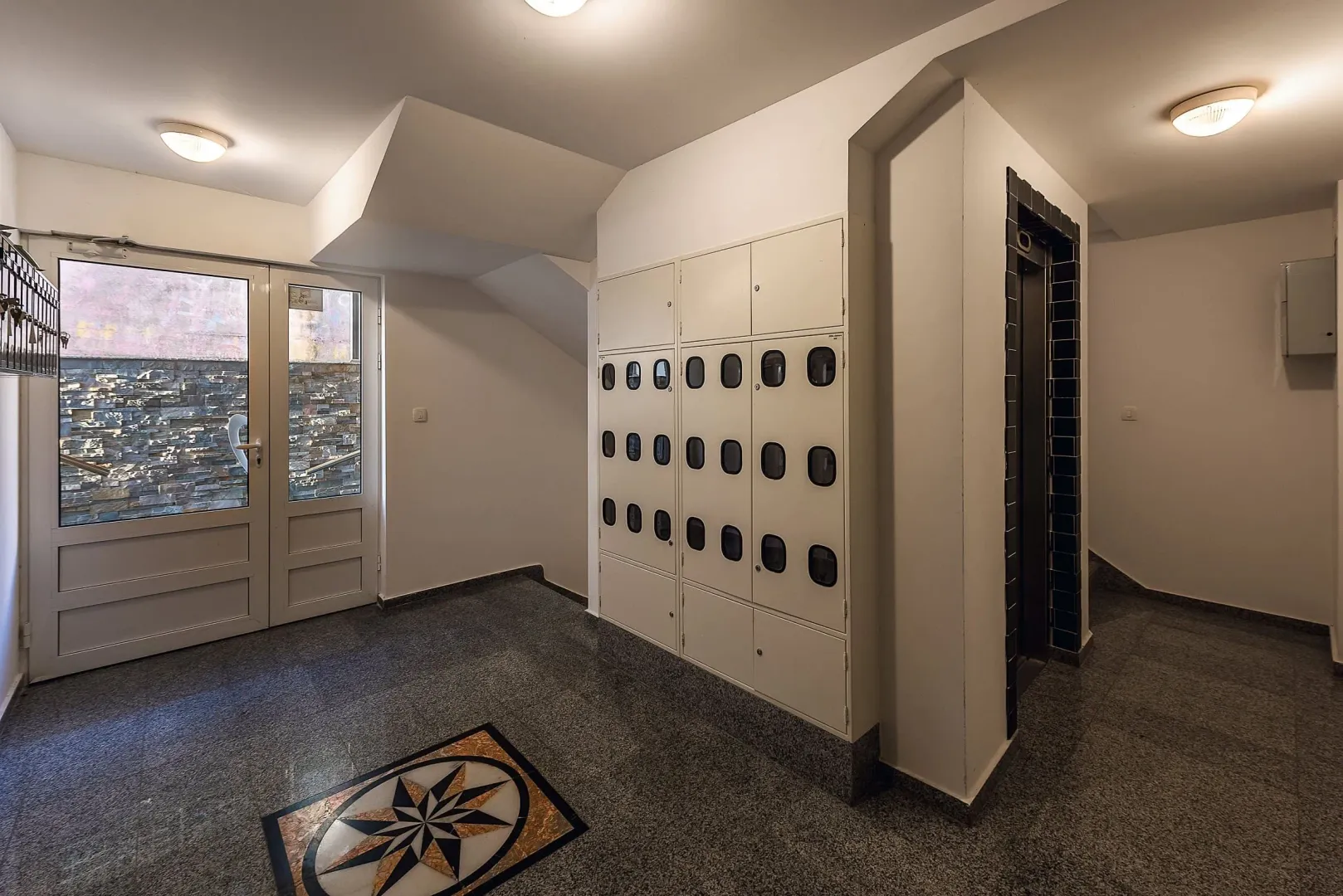 Sale, three bedroom apartment, 79m², Bečići, Budva