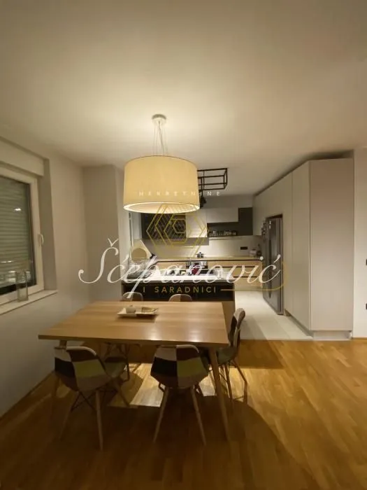 Prodaja, trosoban stan, 99m², Nova Detelinara, Novi Sad Sve Podlokacije