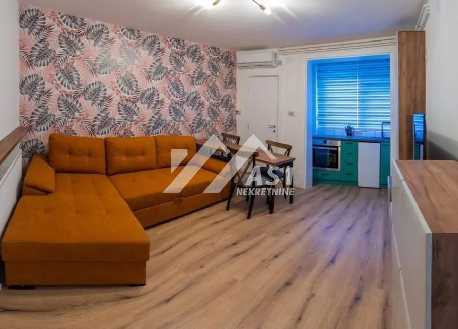 Izdavanje, jednosoban stan, 45m², Sajam, Novi Sad Sve Podlokacije