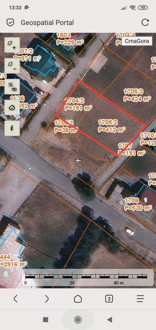Kastastarski snimak sa označenom parcele na mapi.