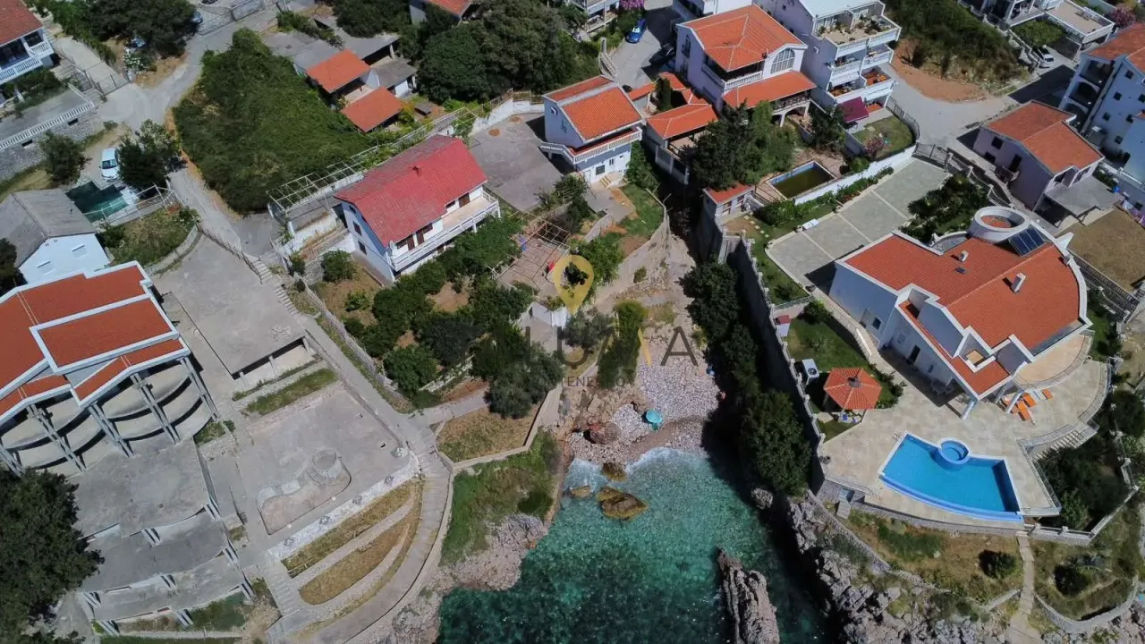 Sale, house, 324m², Dobre Vode, Bar