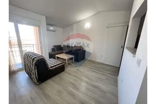 Izdavanje, jednosoban stan, 42m², Sutomore, Bar