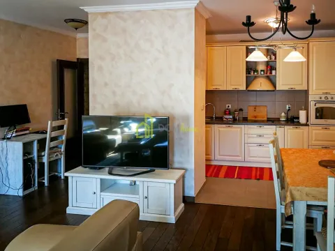 Sale, two bedroom apartment, 85m², Stara Varoš, Podgorica - image 9