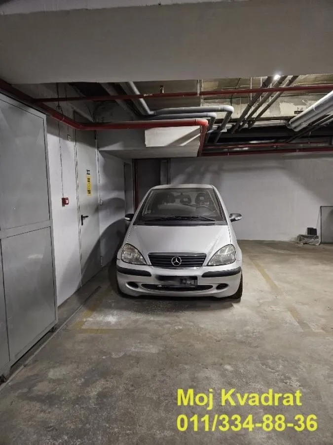 Sale, parking/garage, 12m², Kalenić Pijaca, Vračar Sve Podlokacije