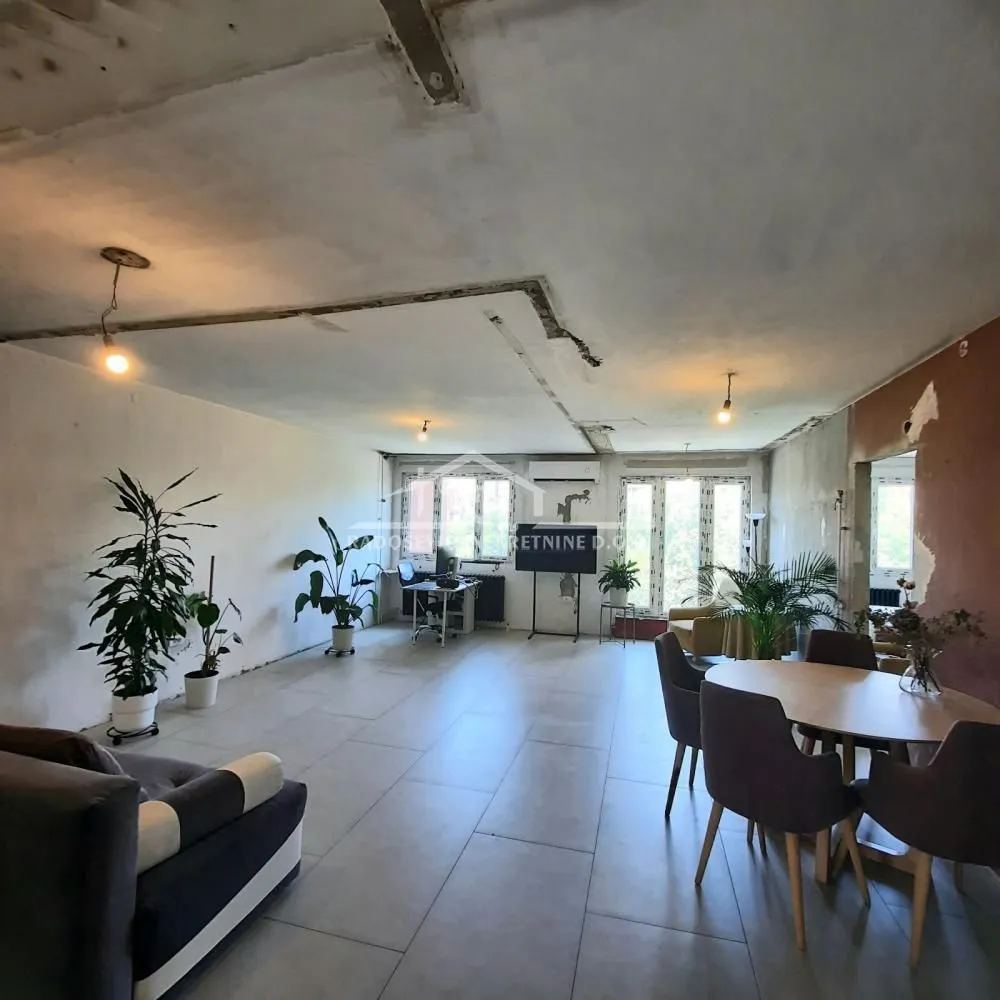 Sale, three bedroom apartment, 84m², Banjica, Voždovac Sve Podlokacije