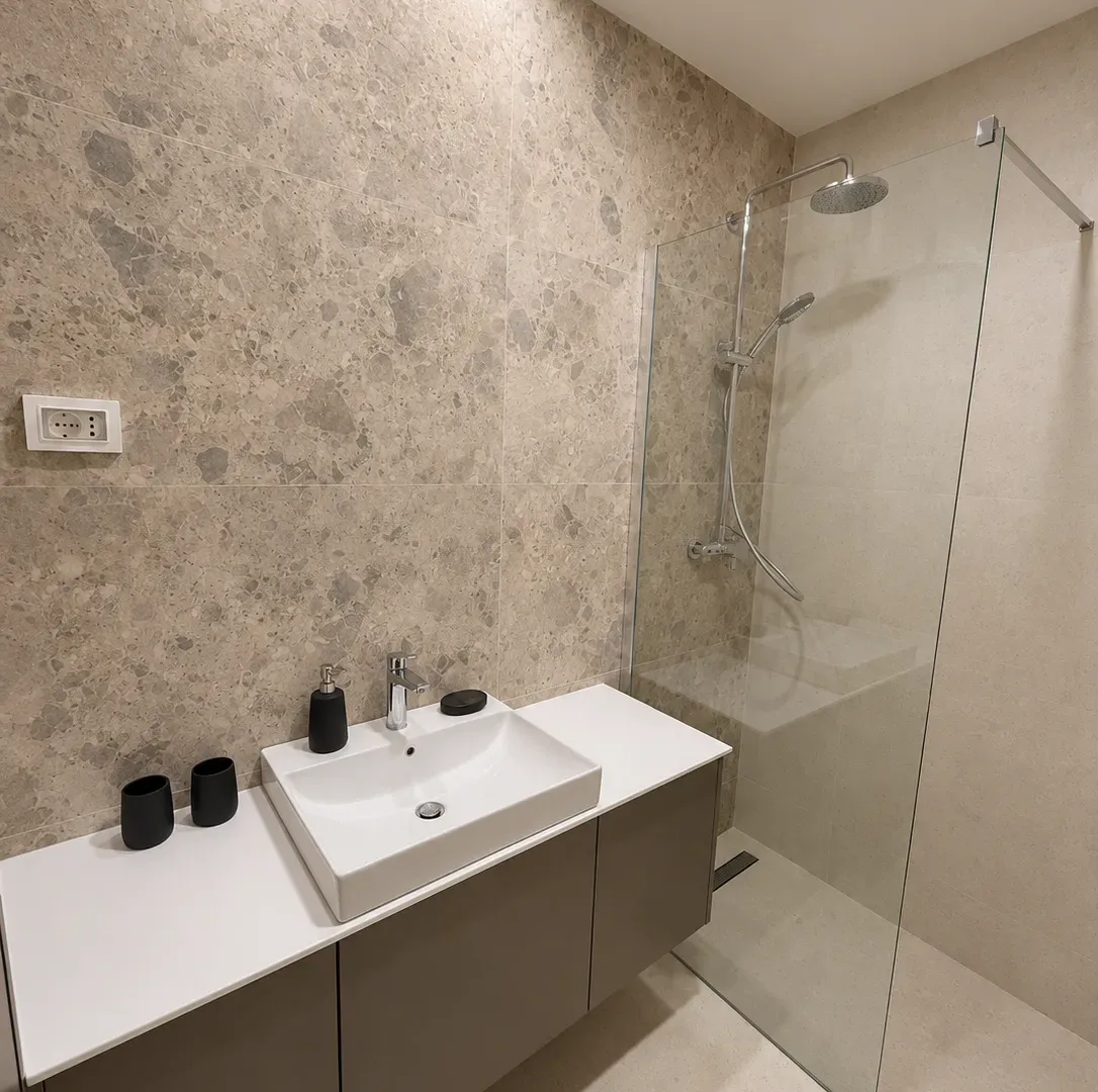 Rent, two bedroom apartment, 108m², Central Point, Podgorica