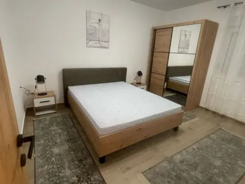 Izdavanje, kuća, 50m², Škaljari, Kotor - image 4