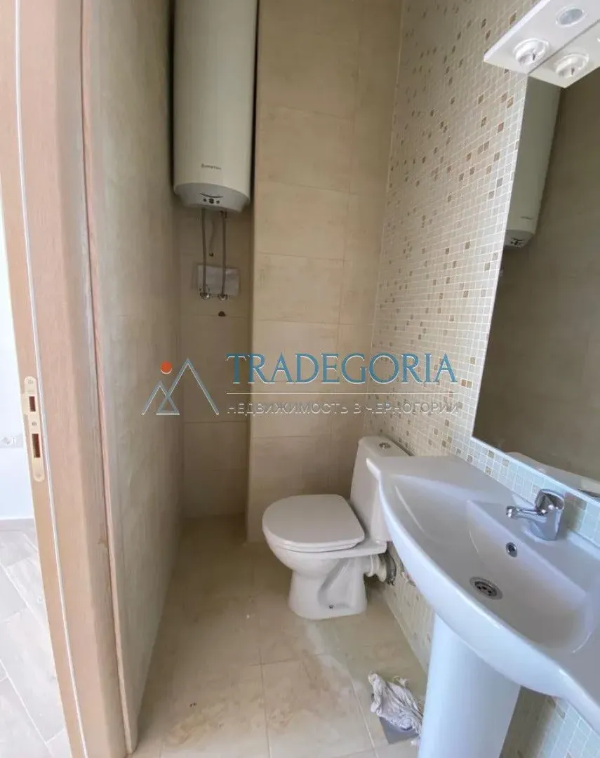 Prodaja, trosoban stan, 227m², Dobra Voda, Bar