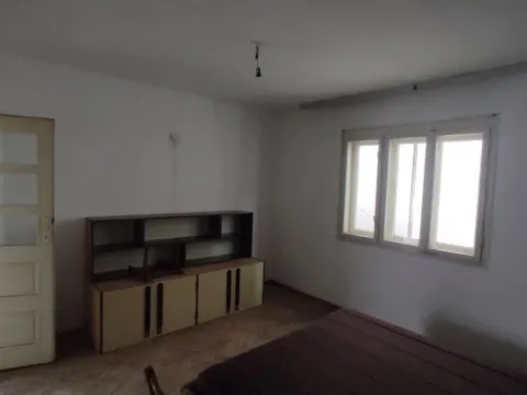 Prodaja, kuća, 175m², Niš, Srbija - image 9